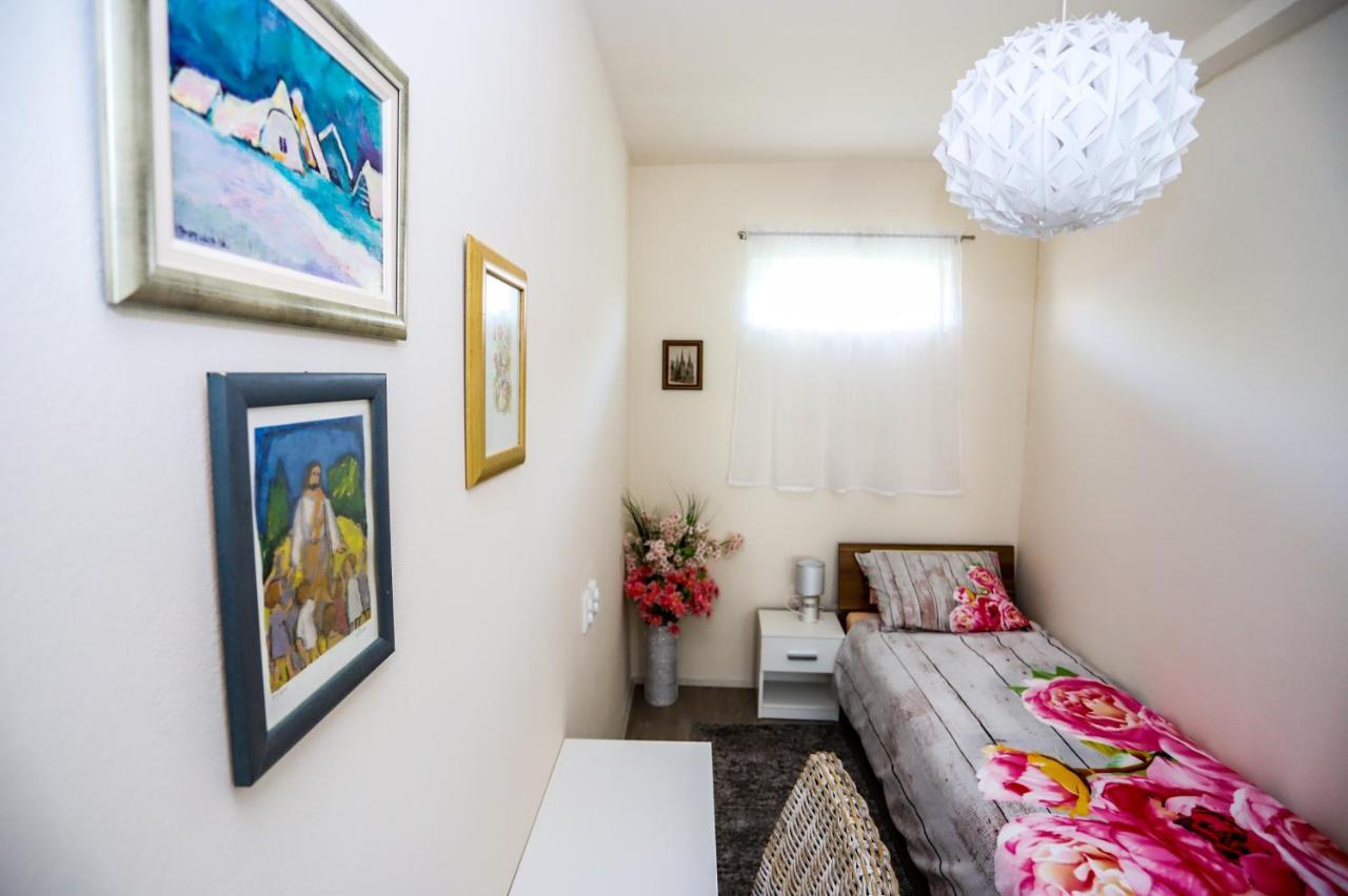 Apartman Veronika Ðakovo Εξωτερικό φωτογραφία